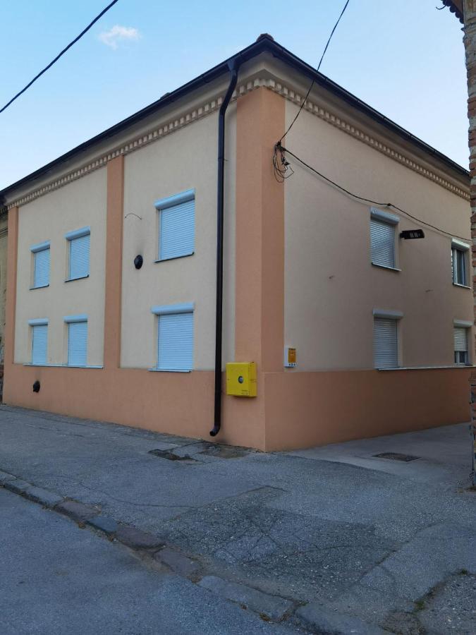 Kraguj Apartman 2 크라구예바츠 외부 사진