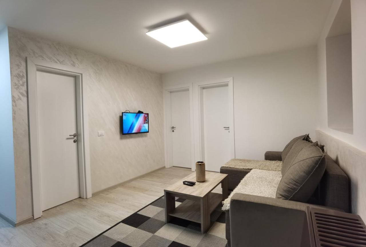 Kraguj Apartman 2 크라구예바츠 외부 사진