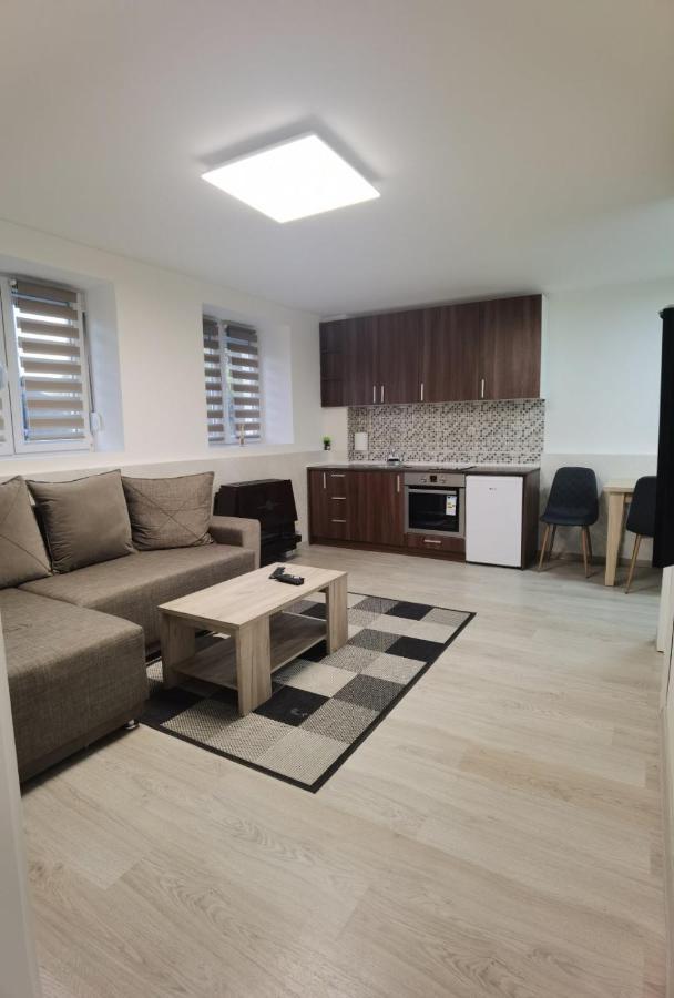 Kraguj Apartman 2 크라구예바츠 외부 사진